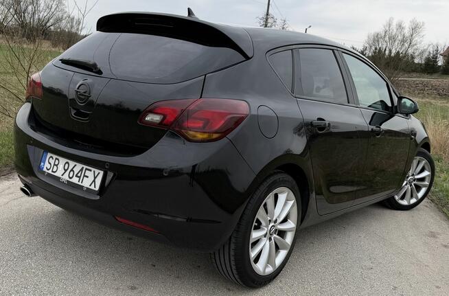 !! OKAZJA !! Opel Astra J 2.0CDTI # Hatchback !! Polecam !! Kraków - zdjęcie 3