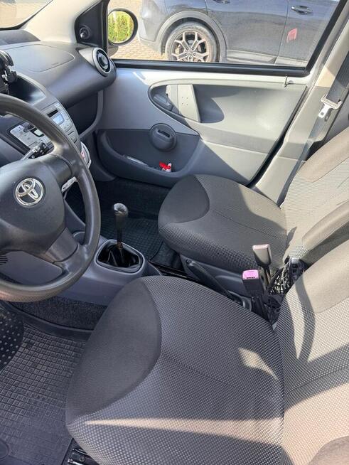 Toyota Aygo krajowy Warszawa - zdjęcie 8