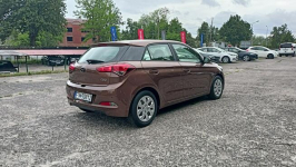 Hyundai i20 bardzo zadbany,  pierwszy właściciel, niski przebieg Tomaszów Mazowiecki - zdjęcie 8