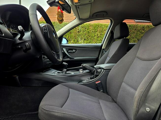 BMW 320 318d E90 2.0d M47 122KM 2007r  Navi, Tempomat, PDC x 2 Tychy - zdjęcie 8