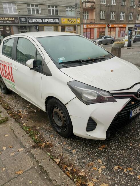 Sprzedam Toyotę Yaris rok produkcji 2014 Gdynia - zdjęcie 4