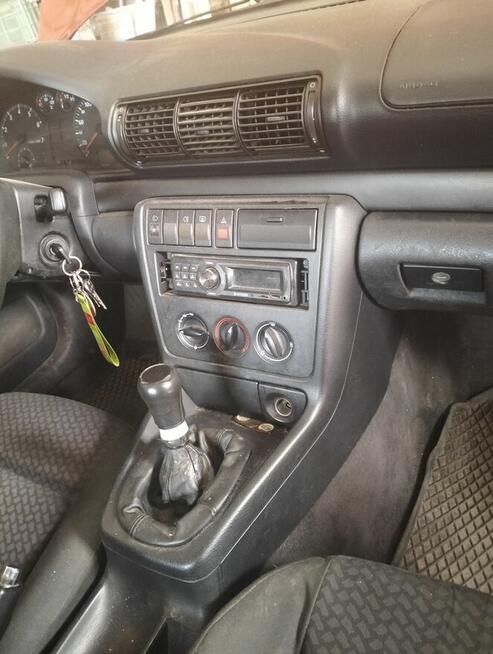 Audi A4 sedan Tuchomie - zdjęcie 5