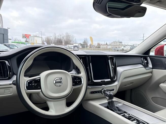 Volvo XC60, 2018 Michałowice - zdjęcie 10