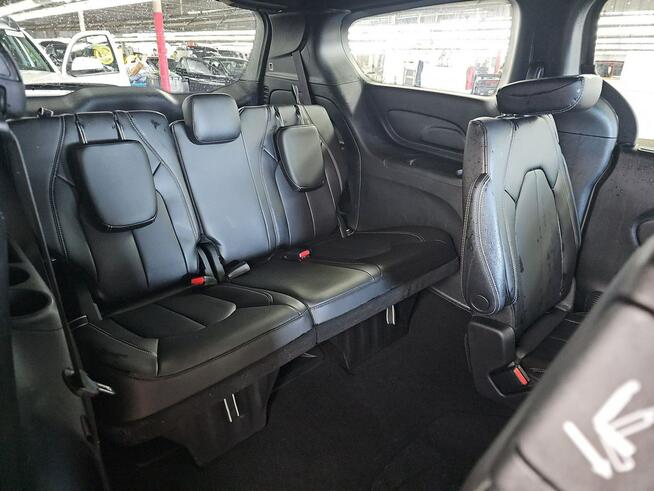 Chrysler Pacifica pakiet S / AWD / niski przebieg Tarnów - zdjęcie 12