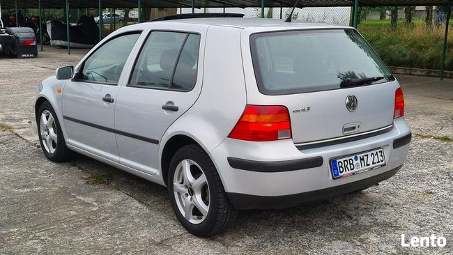 Volkswagen Golf zadbane auto, b. dobry... Tomaszów