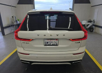 Volvo XC 60 R-Design / AWD / T5 / niski przebieg Chwaszczyno - zdjęcie 5