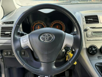 Toyota Auris 1,4D4D 90KM  Premium/Klimatyzacja/Parktronic/Serwis Węgrów - zdjęcie 6