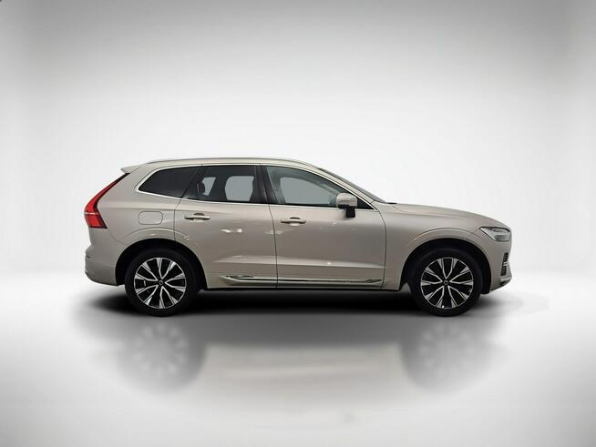 Volvo XC 60 B4 B Plus Bright aut  ! Z Polskiego Salonu ! Faktura Vat ! Warszawa - zdjęcie 6