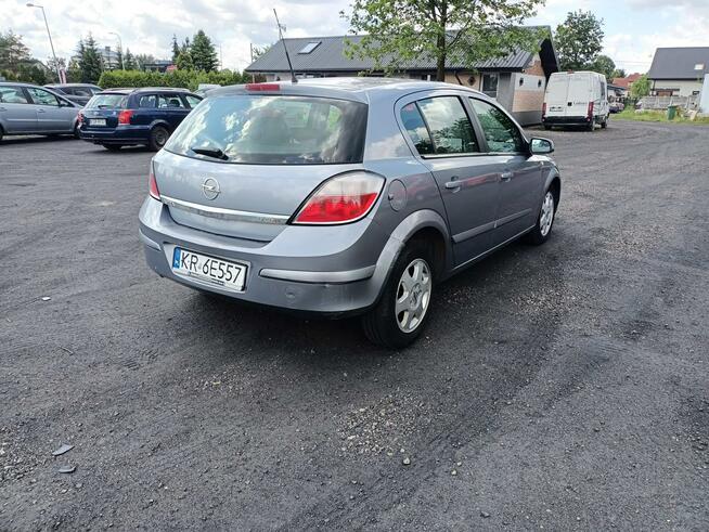Opel Astra 1.7CDTI 101km 05r Tarnów - zdjęcie 4