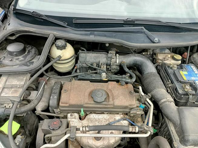 Peugeot 206 1.4 01r Tarnów - zdjęcie 8