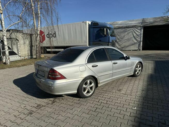 Mercedes 2.2 CDI c-klasa W203 Sobiesiernie - zdjęcie 3