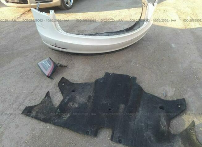 Tesla Model 3 2020, 4x4, uszkodzony tył Słubice - zdjęcie 6