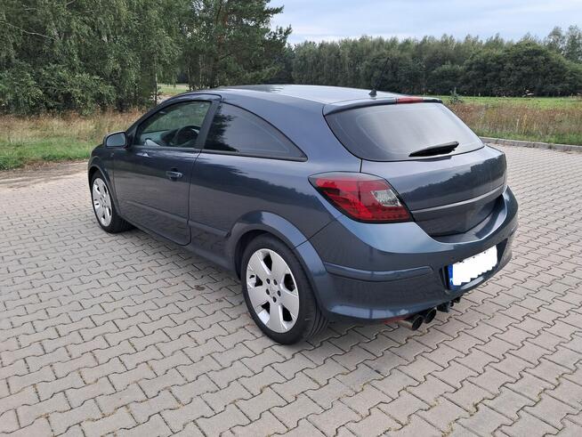 Opel ASTRA H 1.4i 90 KM rok 2008 Turek - zdjęcie 2