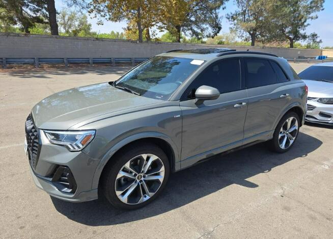 Audi Q3 PREMIUM PLUS / S-Line / Quattro Tarnów - zdjęcie 3