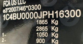 Jeep Renegade Benzyna Zarejestrowany Ubezpieczony Elbląg - zdjęcie 4