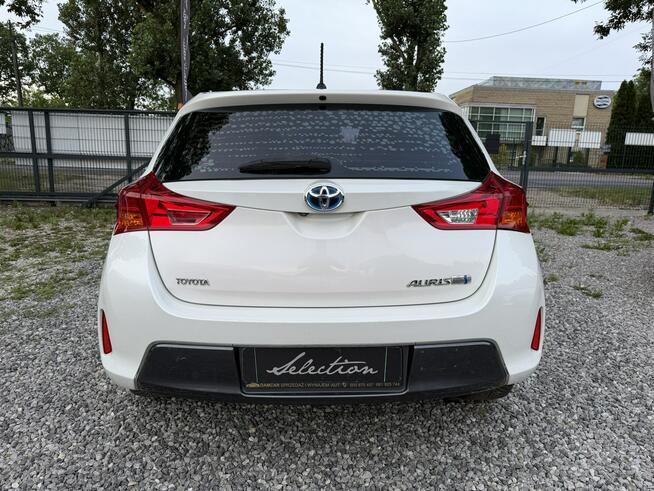 Toyota Auris 1.8 HSD 136KM  Serwisowany Kamera Ładny stan Otwock Mały - zdjęcie 6
