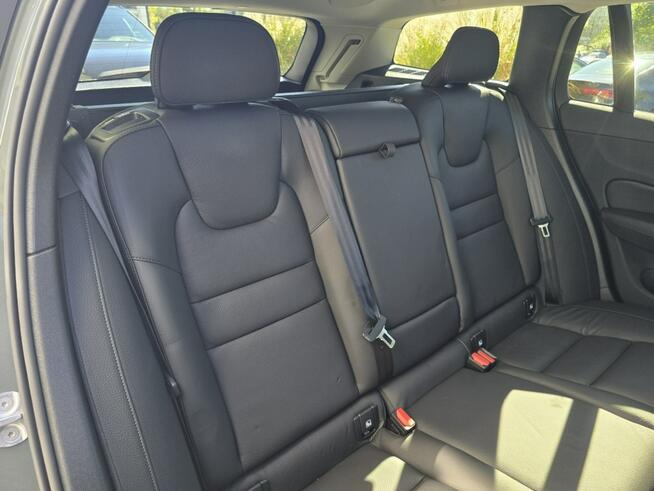 Volvo V60 B4(B) Plus Dark *Gwarancja*FV23%* Tychy - zdjęcie 10