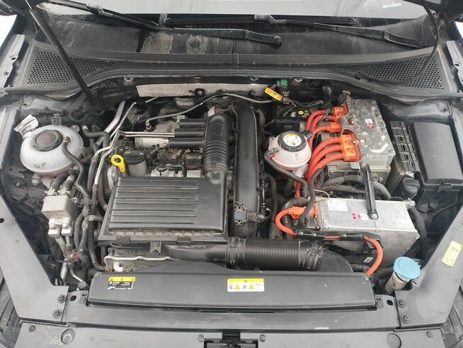 Volkswagen Passat1.4 Benzyna+ Plug-In+ Hybryda GTE DSG Warszawa - zdjęcie 12
