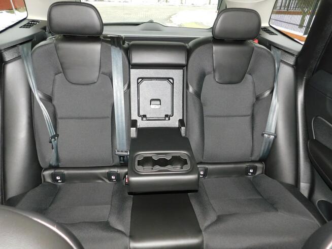 Volvo XC 60 z Gwarancją Model 2020r Żyrardów - zdjęcie 11