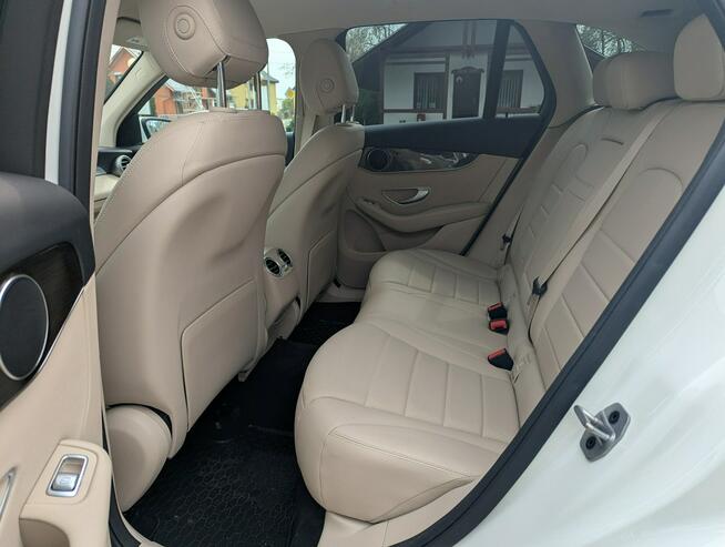 Mercedes GLC 300 9G-Tronic Exclusive-258 KM Automat-42 242 KM Biała - zdjęcie 9