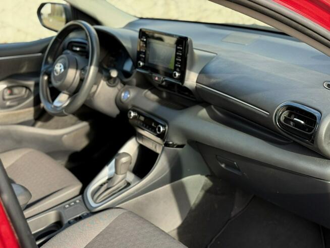 Toyota Yaris 1.5 Hybrid Tarnowskie Góry - zdjęcie 8