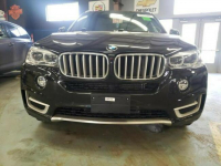 BMW X5 2017, 3.0L, 4x4, porysowany lakier Warszawa - zdjęcie 5