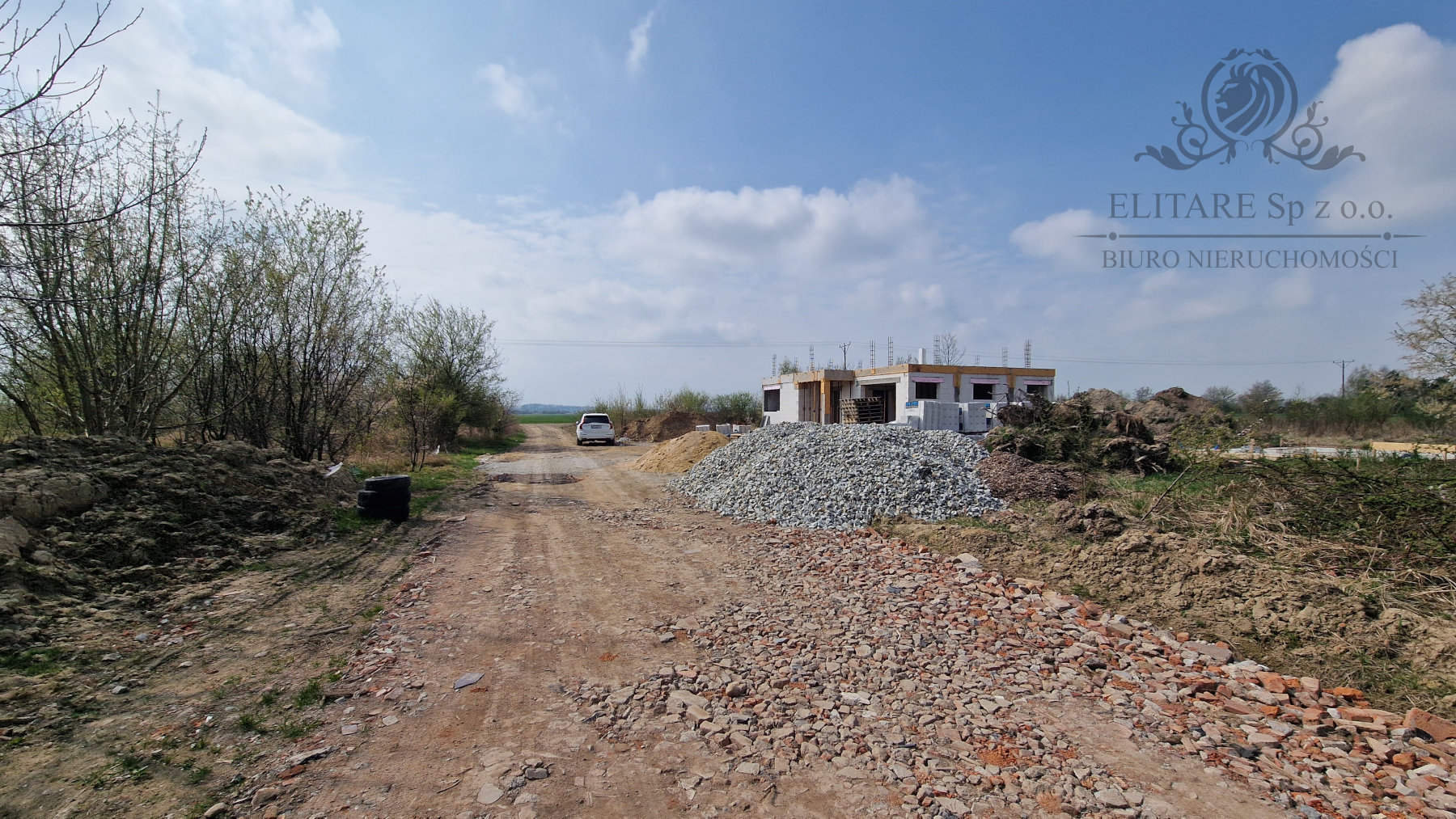 Piekna działka budowlana, połozona w cichej i zielonej okloicy. Lutynia - zdjęcie 1