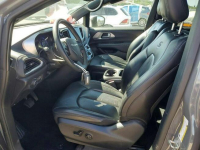 Chrysler Pacifica / Bogata wersja / automat / niski przebieg Warszawa - zdjęcie 7