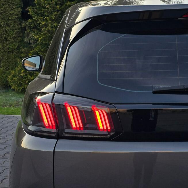 Peugeot 5008 II 1.2 Benzyna, 130KM, 7 foteli, Serwis, 2 klucze Ostrów Mazowiecka - zdjęcie 12