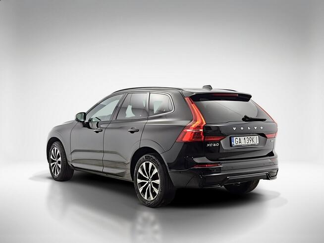 Volvo XC 60 B4 B Plus Dark aut ! Z Polskiego Salonu ! Faktura VAT ! Warszawa - zdjęcie 3