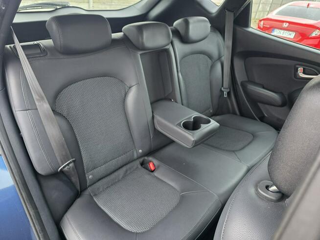 Hyundai ix35 2.0 163ps DOHC Benzyna Klimatronic PDC Gwarancja Gniezno - zdjęcie 9