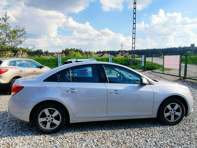 Chevrolet Cruze 1,8 140KM*Sedan* Harklowa - zdjęcie 5