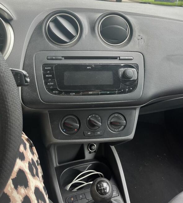 Seat Ibiza 2009 • 1.4 TDI • 3-drzwiowe • Biały – Sprzedam Racibórz - zdjęcie 5