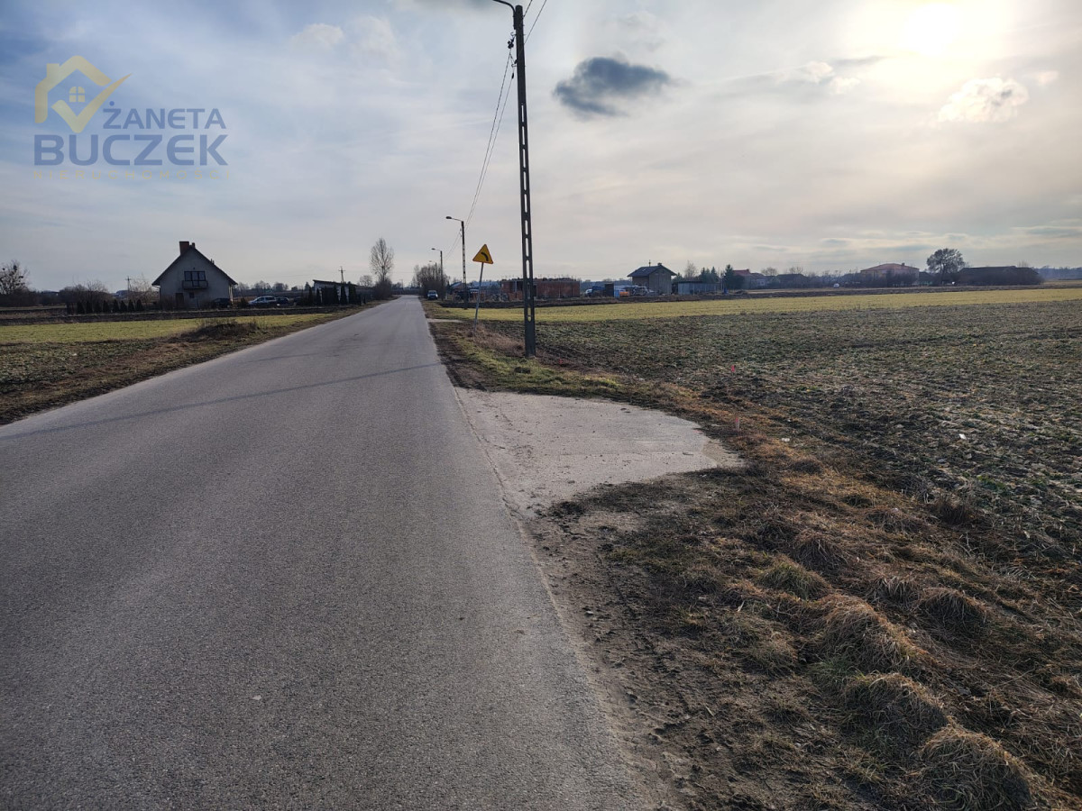 Sprzedam działkę o pow. 7722 m2 w Bronisławach Bronisławy - zdjęcie 1