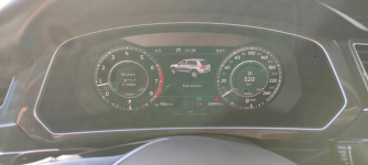 Volkswagen Tiguan 2,0TSI Highline 4x4 180kM 2018 Lędziny - zdjęcie 9