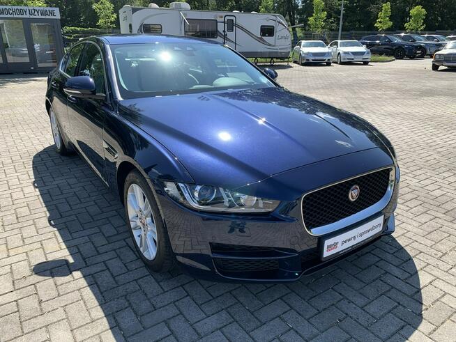 Jaguar XE 2.0d 180 KM Kraków - zdjęcie 3