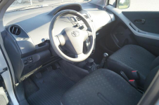 Toyota Yaris SALON POLSKA 1.0 BENZ 69KM KLIMATYZACJA SPRAWNA Goczałkowice-Zdrój - zdjęcie 11