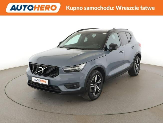 Volvo XC 40 R-Design automat 150KM 4x4 navi kamera hak LED panorama Warszawa - zdjęcie 1