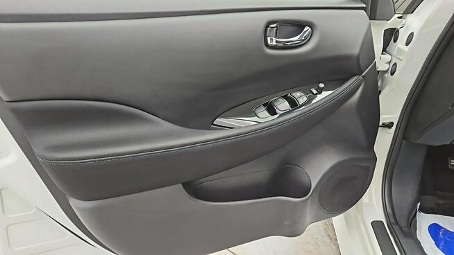 Nissan Leaf 40kWh N-Connecta ! Z Polskiego Salonu ! Faktura VAT ! Warszawa - zdjęcie 10