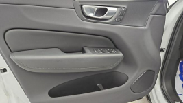 Volvo XC 60 B4 B Plus Dark aut ! Z Polskiego Salonu ! Faktura Vat ! Warszawa - zdjęcie 10