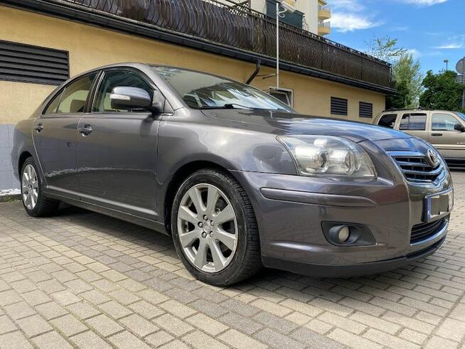 Toyota Avensis 2.0 D-4D 2008 Liftback Warszawa - zdjęcie 1