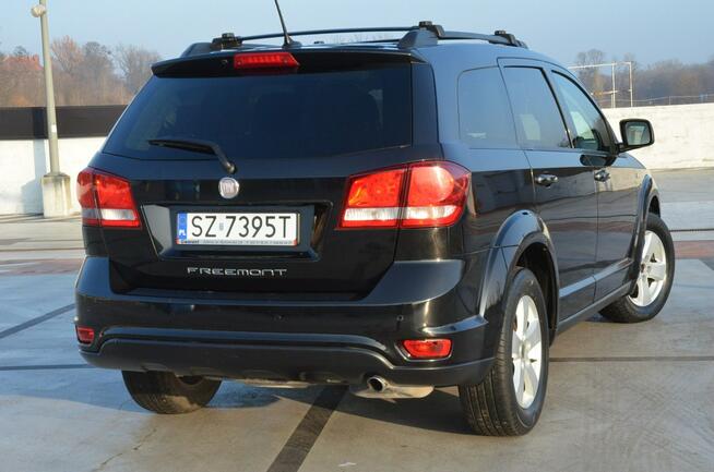 Fiat Freemont 2.0 Multijet / Navi PL/ DVD/ Kamera/ Grzania/ Parktronic Zabrze - zdjęcie 12