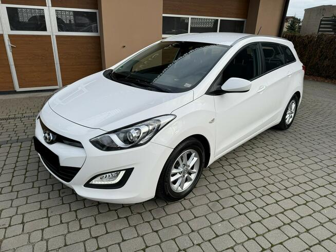 Hyundai i30 1,6 GDI 135KM  Klimatyzacja Orzech - zdjęcie 9