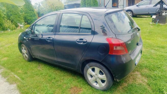 Toyota Yaris 2006 Kaliszkowice Kaliskie - zdjęcie 2