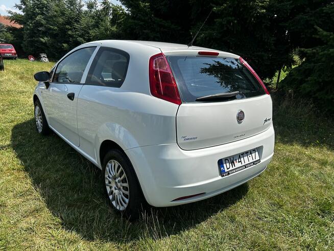 Fiat Grande Punto 2011 / Super Stan / Klimatyzacja Psie Pole - zdjęcie 3
