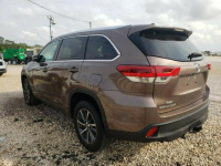 Toyota Highlander 2018, 3.5L, SE, po gradobiciu Warszawa - zdjęcie 3