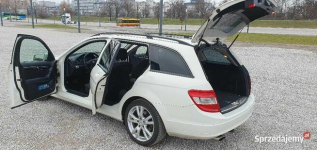 Sprzedam Mercedes C bezwypadkowy zadbany st. bardzo dobry Warszawa - zdjęcie 7