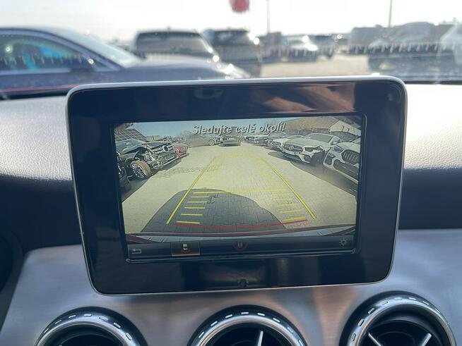 Mercedes GLA 200 Wersja EUAMG line Automat 4Matic Podgrzewane Skóra Gliwice - zdjęcie 9