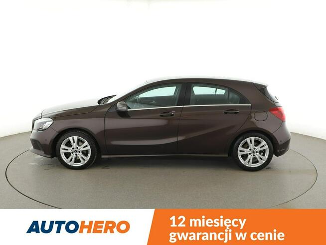 Mercedes A 220 4x4 automat full LED półskóra, czujniki parkowania Warszawa - zdjęcie 2