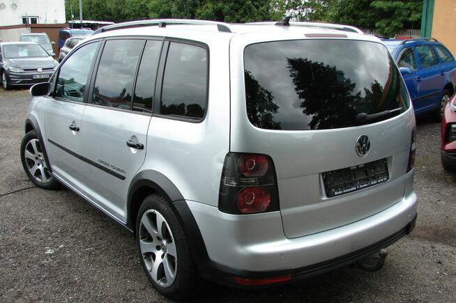 VW Touran Cross 2,0 TDi 140 KM Piła - zdjęcie 4